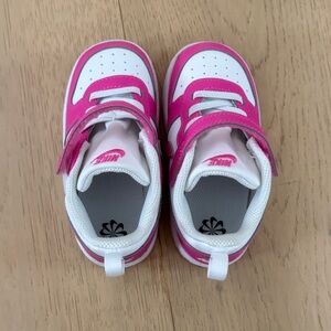 Nike Kids White and Pink Velcro Strap Sneakers
